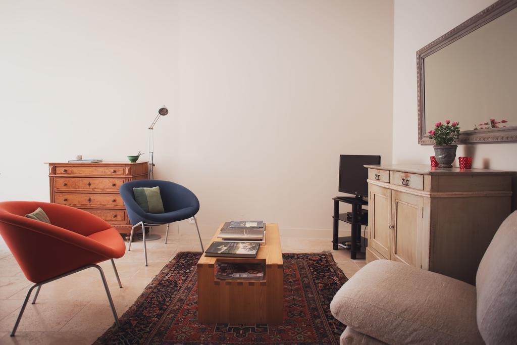 Ancienne Maison Des Gardes 루르마랭 외부 사진